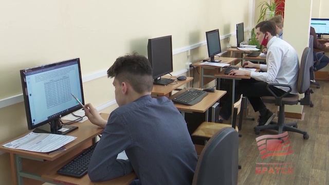 Заявления на участие в ЕГЭ в 2026 году принимают до 2 февраля смотреть онлайн