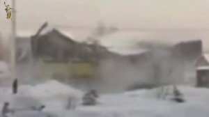 Верхний этаж ТЦ в Новосибирске «сложился» на глазах у прохожих. 

Местная прокуратура...