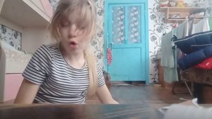 делаю ёлку из бумаги