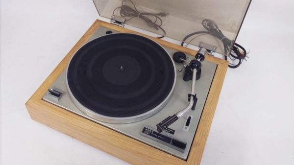 Ремонт винилового проигрывателя Sony смотреть онлайн