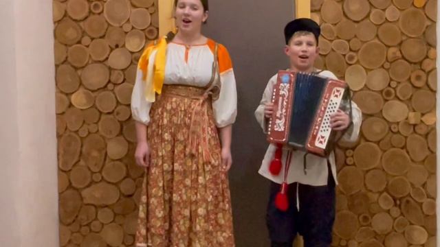 Во саду дерево цветет смотреть онлайн