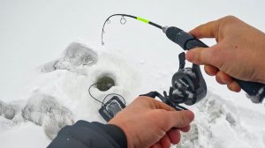 РЫБАЛКА НЕ СЛАБОНЕРВНЫХ, РУКИ ТРЯСУТЬСЯ ОТ ТАКИХ СУДАКОВ. Ловля на раттлины зимой в 2026