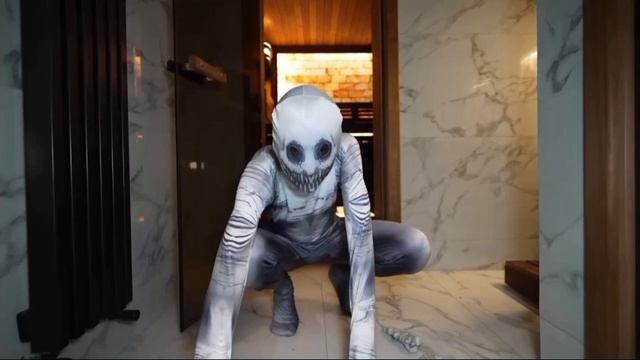 самые интересные кадры из ночёвки Ани Ксюши и Каролины в бане пришла на ночёвку ырка смотреть онлайн