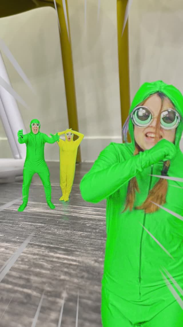 Охотники на демонов из K-POP уменьшились до размеров микробов. смотреть онлайн