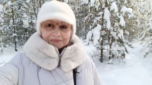 Прогулка по заснеженному лесу ❄️🌲