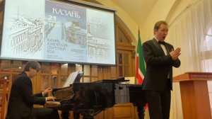 На презентации купеческого номера журнала  выступает  лауреат Шаляпинской премии Дмитрий БОСОВ.