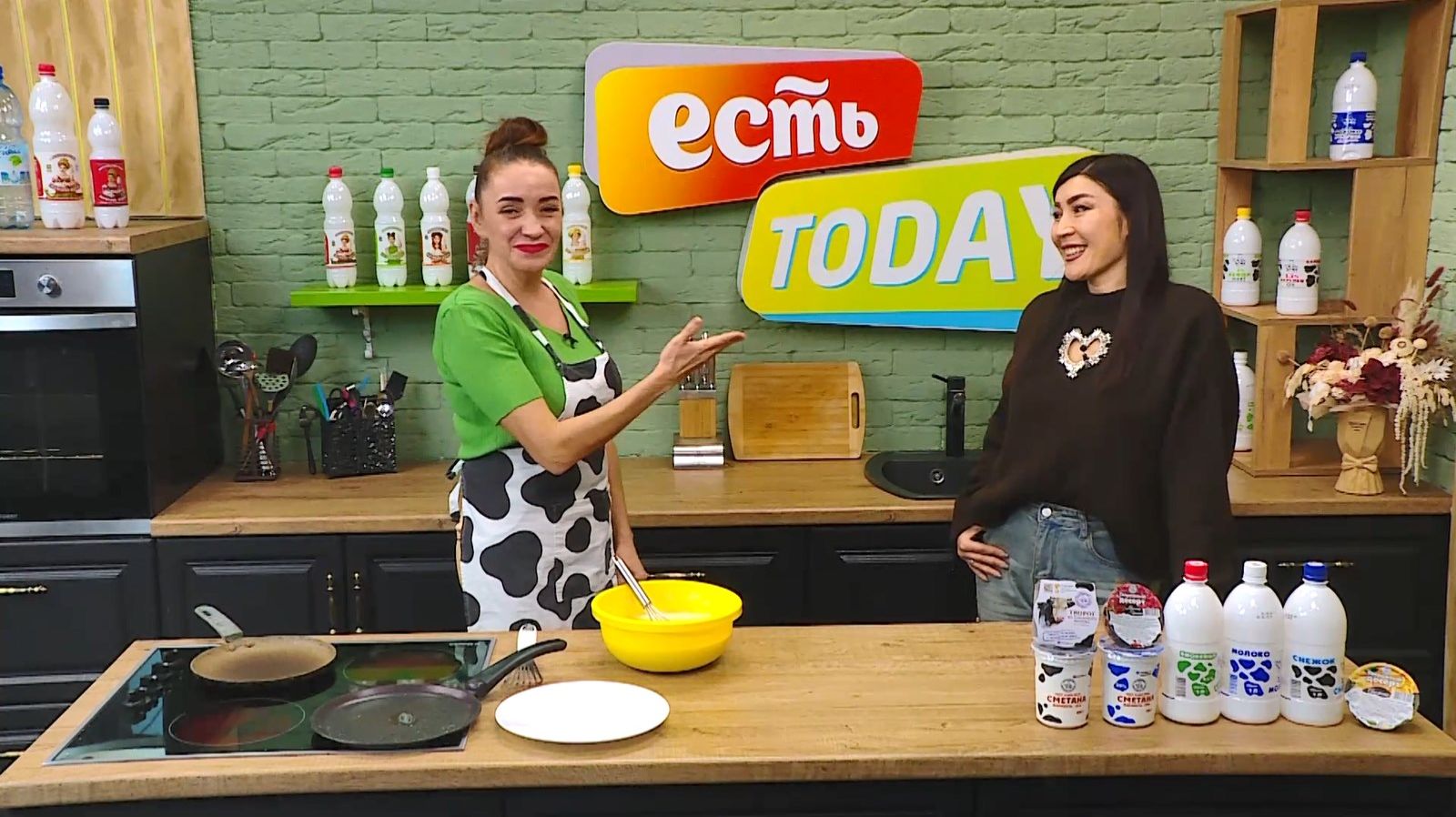 23.01.2026 ЕСТЬ Today! Дина Руденко — руководитель вокальной студии, методист ДОРА смотреть онлайн