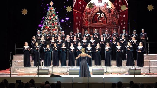 18. «O Come, All Ye Faithful» смотреть онлайн