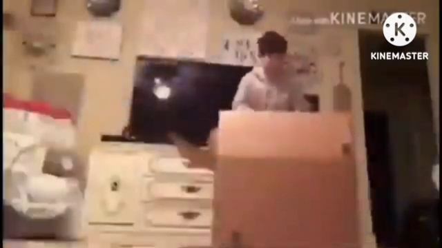 Everyone Fights Bad Users (Add Round 3) смотреть онлайн