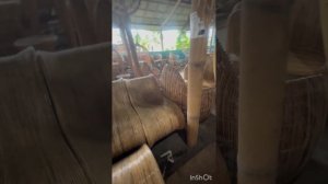 Убуд. Деревянные магазинчики.