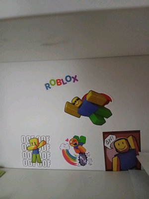 рисую логотип роблокс