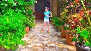 nastya and dad earned