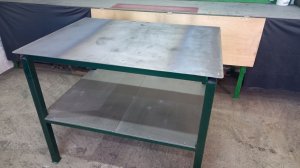 Стол в мастерскую.!