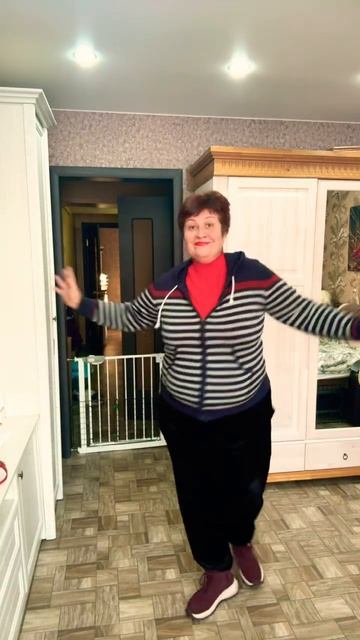 У меня в паспорте стоит не правильный возраст 🤔💃❤️_🔥 #дневникбагиры смотреть онлайн