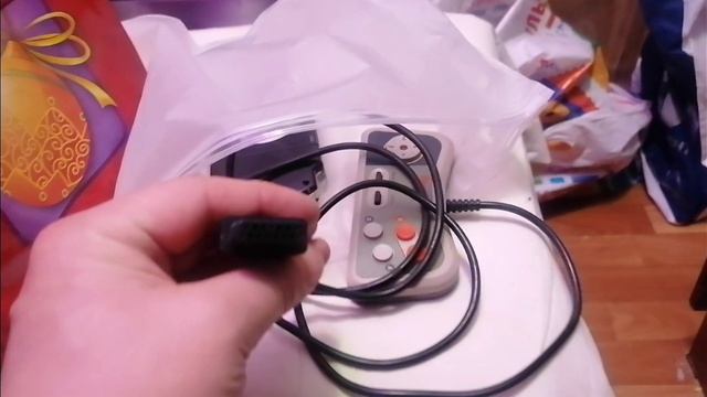 Как я зарабатываю лазая по мусоркам Питера? Dumpster Diving смотреть онлайн