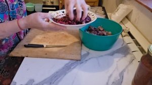 2ч фкусная минутка-пеку пироги суп с мясными шариками жареная картошечка