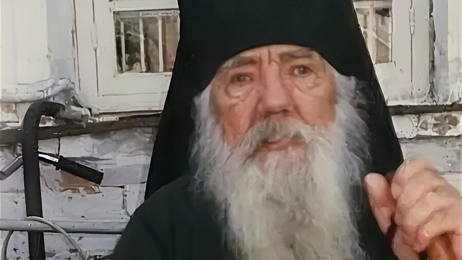 НАБИВАЙ СВОЮ ПАМЯТЬ МОЛИТВОЮ И БОГОМЫСЛИЕМ,ДУШУ НАДО СПАСАТЬ..СТАРЕЦ ПАВЕЛ( ГРУЗДЕВ) ч.24 смотреть онлайн