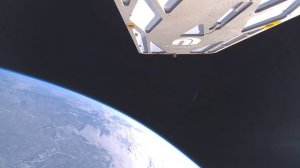 Раскрытие солнечных панелей на спутнике «Лобачевский»