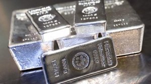 Стоимость фьючерса на серебро превысила $96 за тройскую унцию