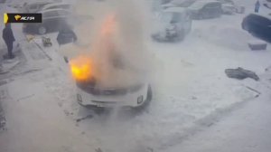 Горе-отогреватели сожгли машину.