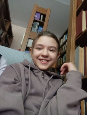 прыгаю в сугроб 😎