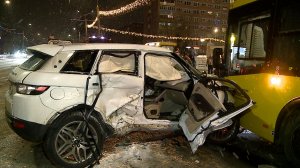 (Рыбинск-40) ДТП НА ПЛОЩАДИ ДЕРУНОВА