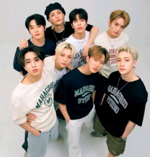 тут Мила Фаны ко мне