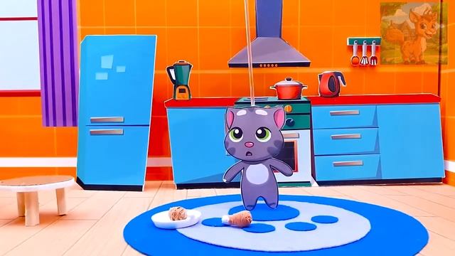 Маленький хомячок и Говорящий Том делят комнату, ссорясь из-за мыльного шарика! смотреть онлайн