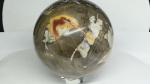 Шар из агата с жеодой, диаметр 170мм, 7066г. 2043083