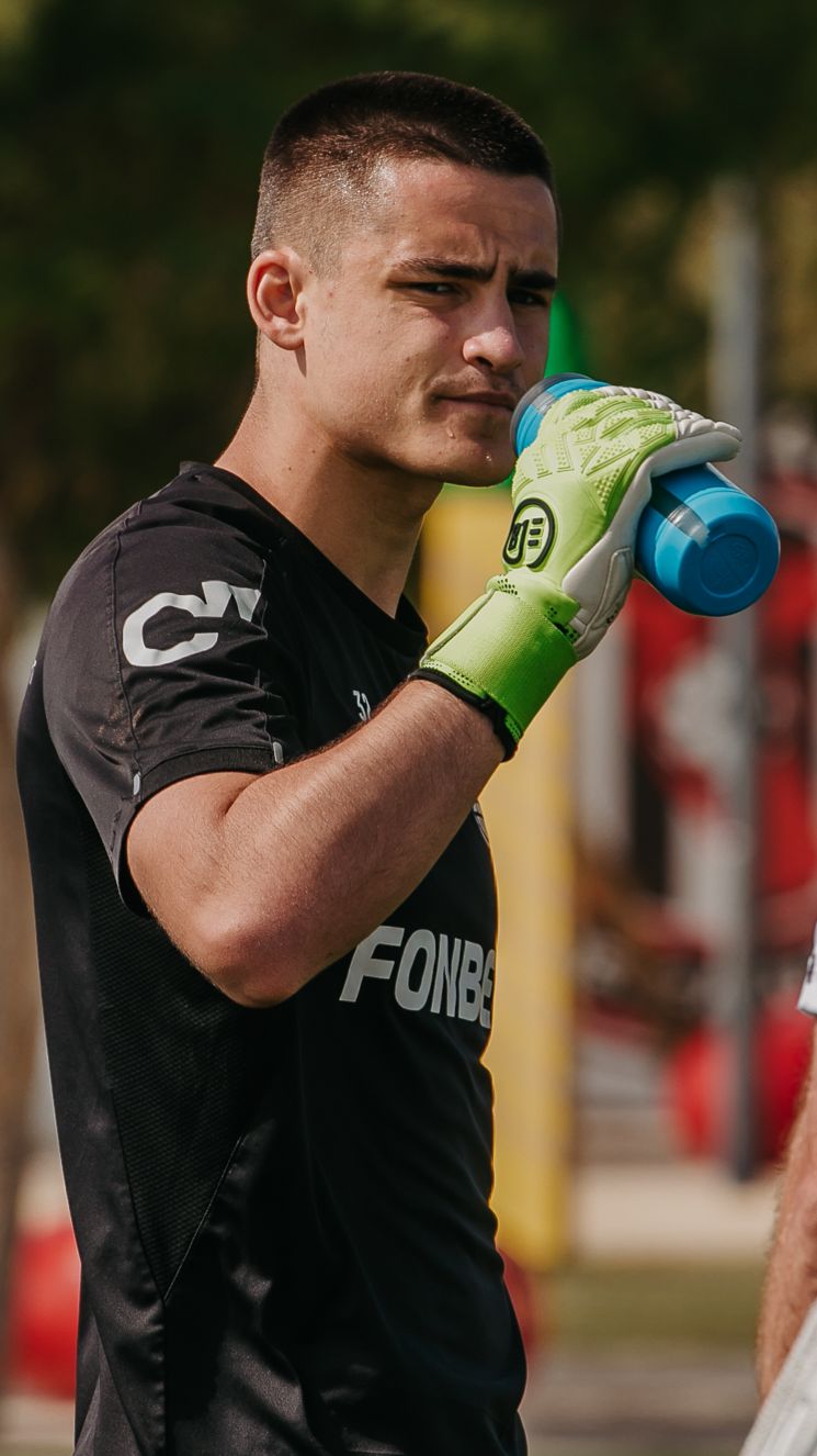 Никогда не проигрывай в споре смотреть онлайн