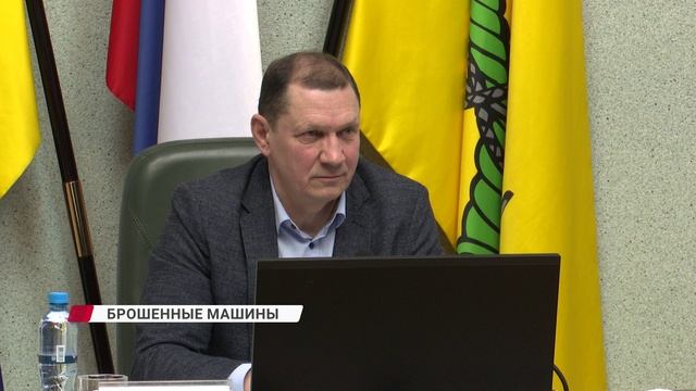 В Улан-Удэ решают проблему с брошенными автомобилями смотреть онлайн