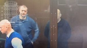 Суд оставил под арестом экс-руководителей Курской области