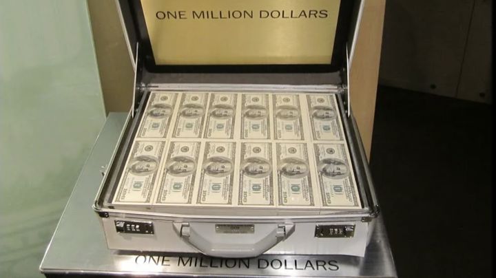 Каждому гренландцу уже обещают по $1 млн. Дождутся ли они 10 миллионов долларов? смотреть онлайн