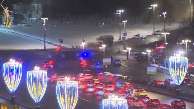 Кортеж Уиткоффа приехал в Кремль.

Планируется встреча представителей США с Путиным по украинскому.. смотреть онлайн