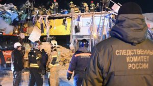 Разбор завалов обрушившегося ТЦ продолжается в Новосибирске