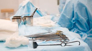 Впервые в России хирурги применили инновационный метод при операции на сердце и грудной клетке