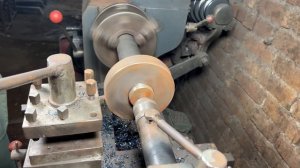 Процесс производства тестомесильной машины.