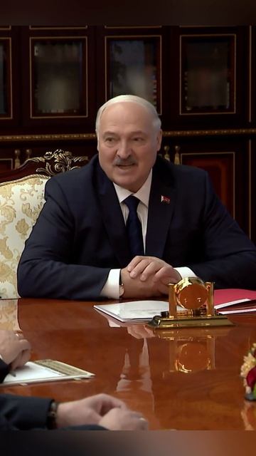 Лукашенко: "Погряз полностью в деньгах!" Президент о новом министре финансов смотреть онлайн