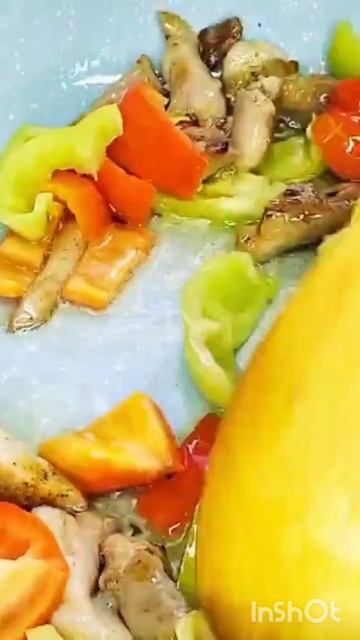 Макароны с курицей и овощами - все в одной сковороде🍝 смотреть онлайн