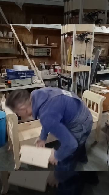 Деревянная лавочка в ретро-стиле своими руками