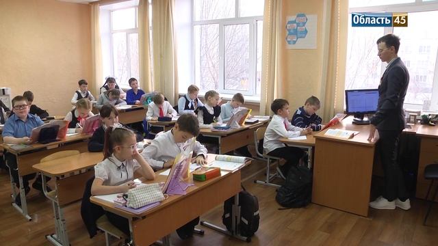 В российских школах хотят оценивать поведение учеников смотреть онлайн