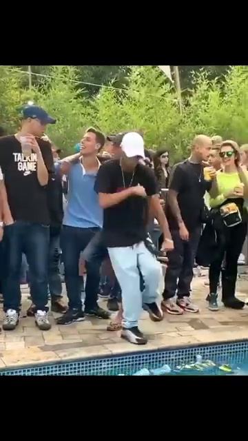 C EH LOKO смотреть онлайн