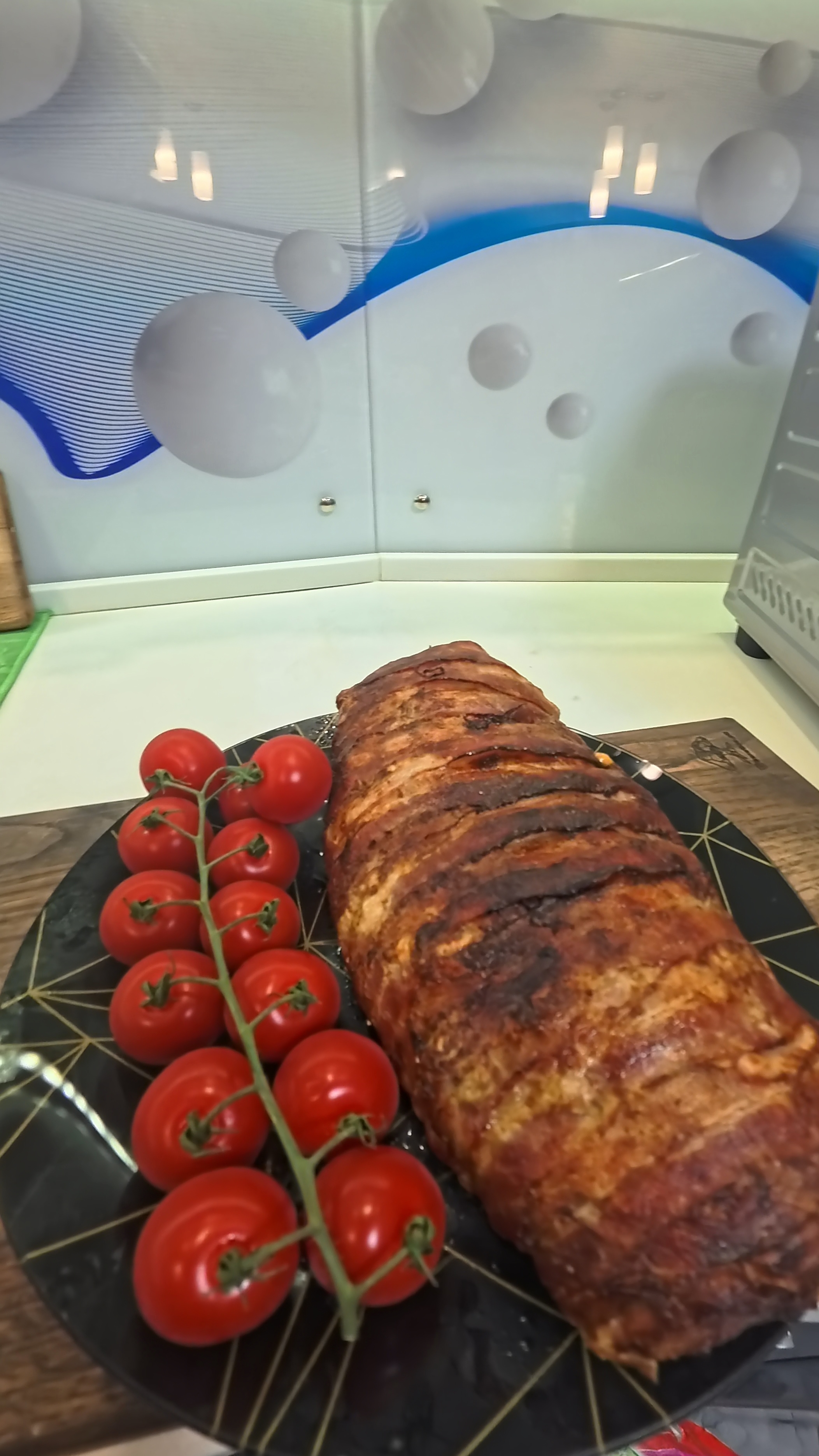 Рулет из фарша в беконе с грибами и сыром смотреть онлайн