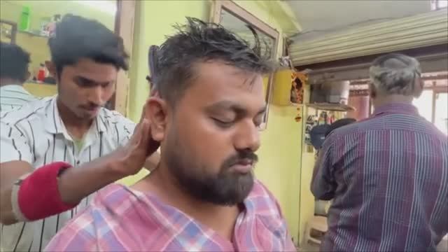 Выполнено наполовину . ASMR-массаж головы в индийском уличном стиле смотреть онлайн