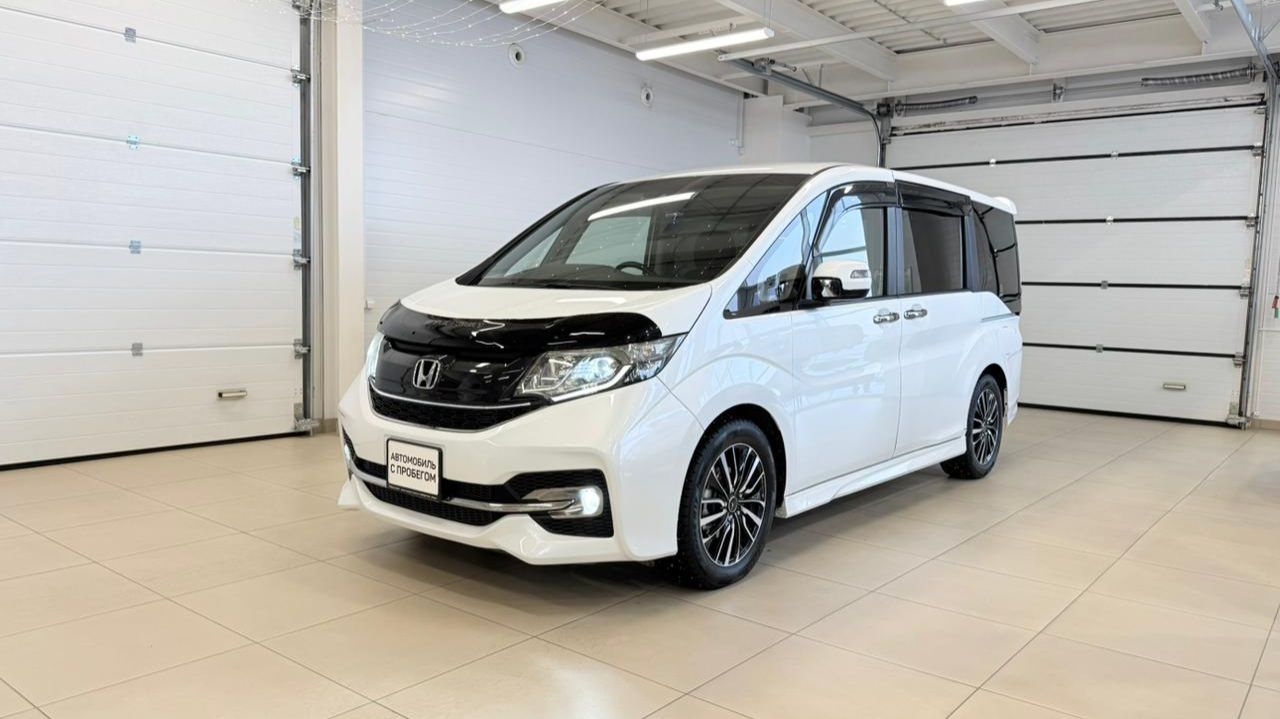 Honda Stepwgn, 2015 год смотреть онлайн