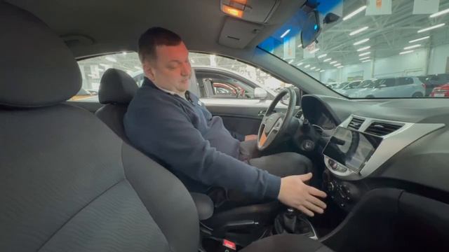 Продается HYUNDAI Solaris 2013 /Авто с пробегом смотреть онлайн