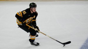 Хоккеист "Бостона" Задоров заявил, что понимает причину недопуска россиян на ОИ