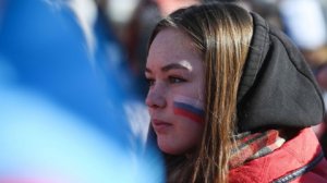 Федерация тяжелой атлетики вернула юниорам РФ право выступать с флагом и гимном