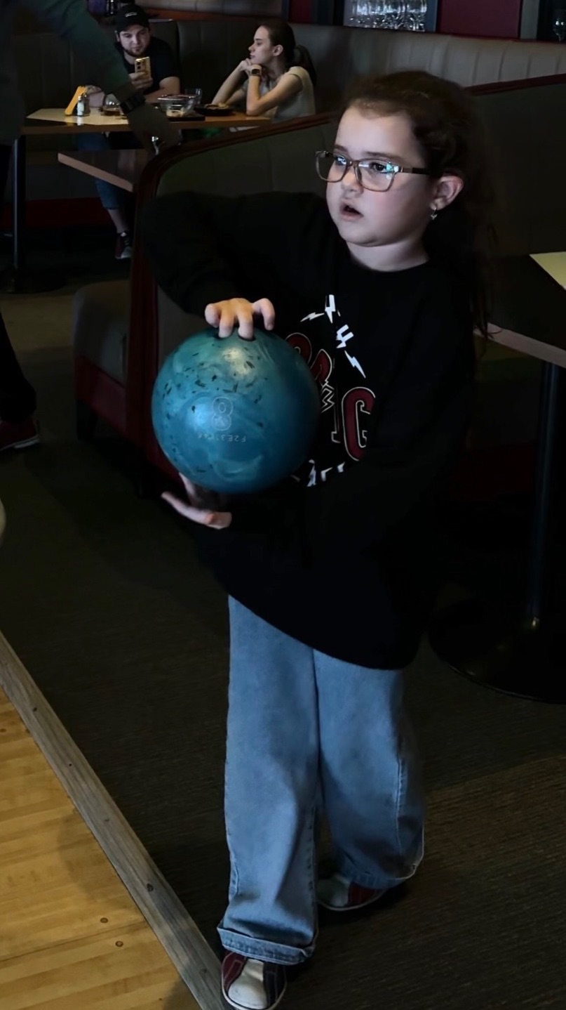 Я в боулинге 🎳😁 смотреть онлайн