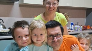 постелили ламинат🎉 обустраеваем дом 🏠